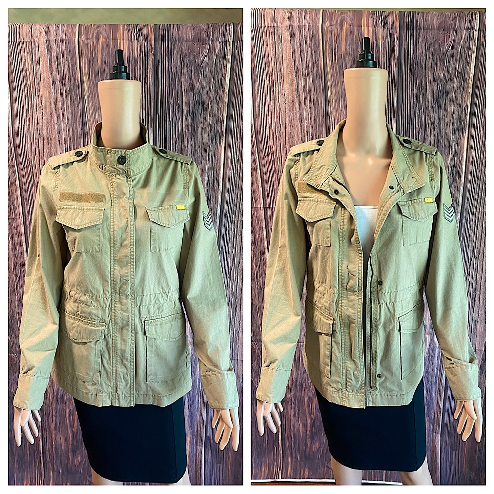 Old Navy size small beige tan boho cargo utility jacket